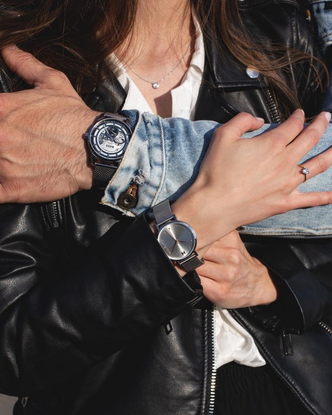 Dopřejte si k obměně šatníku nový kousek do vaší sbírky hodinek. 🍁🍂⌚️ #klenotyaurum #klenotyslaskouuz65let #hodinky #watches #mvmt #boss #bosswatches