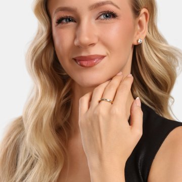 Prsten se syntetickými kameny 626-625-8243